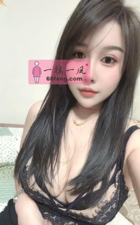 抗干的肤白少妇