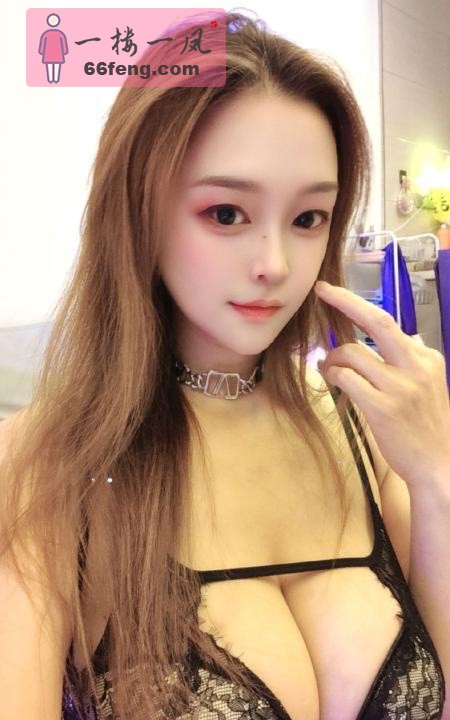 民治性感大奶老师