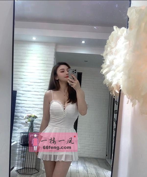 大胸颜值Tina