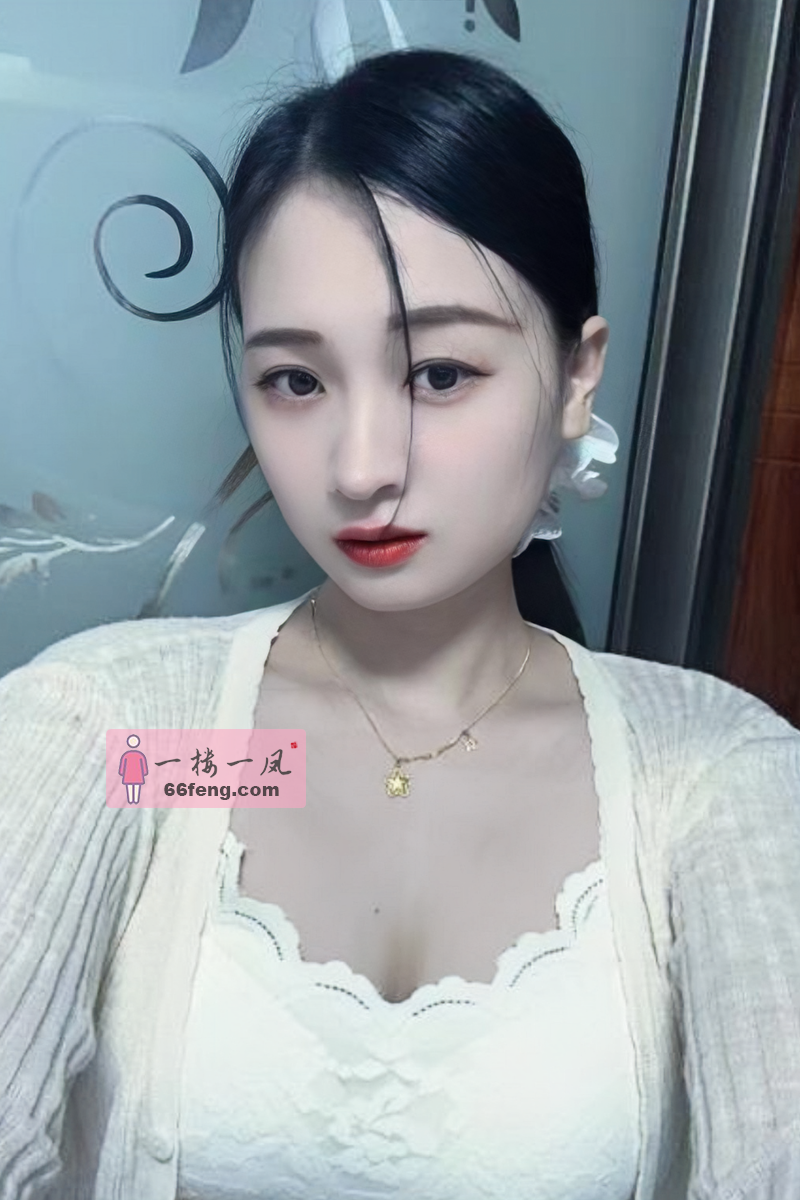 邗江恋钰莹