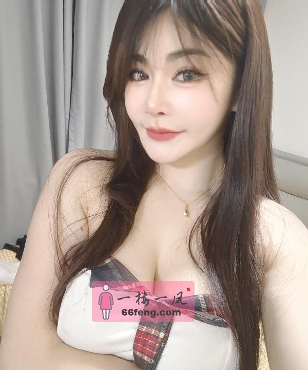 巨乳肥臀平安美女