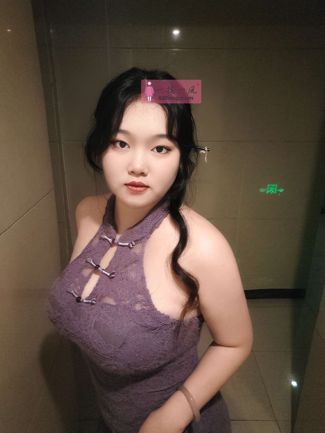 E胸00后小胖妹kiwi