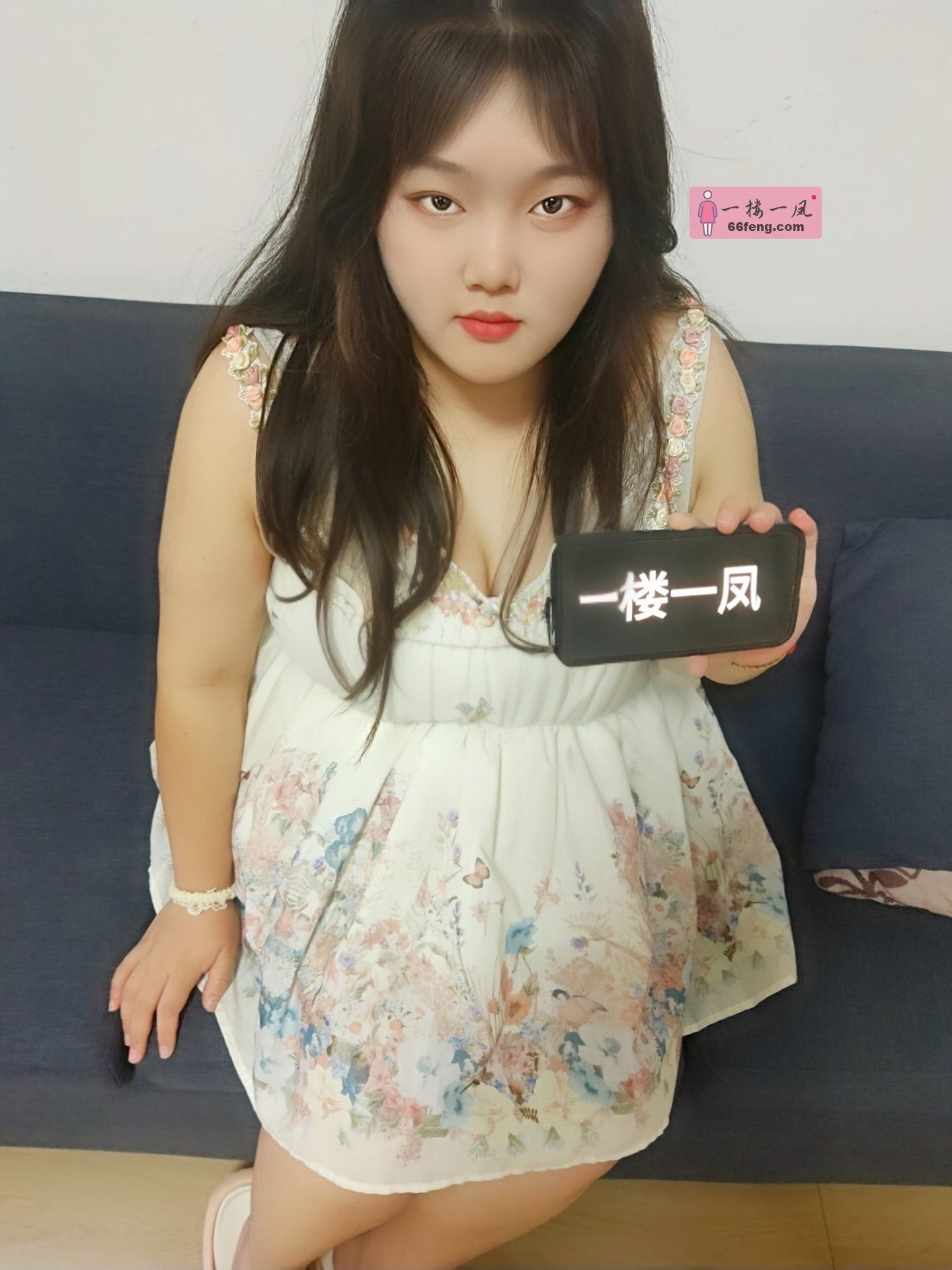 E胸00后小胖妹kiwi